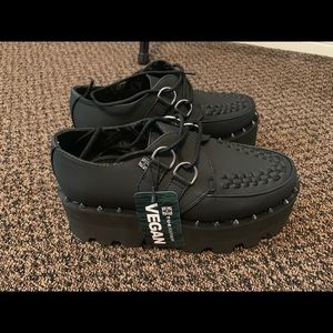 T.U.K Dino lug sole creepers